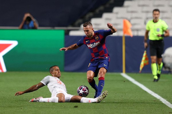 Thiago Tackle for Bayern vs Barcelona